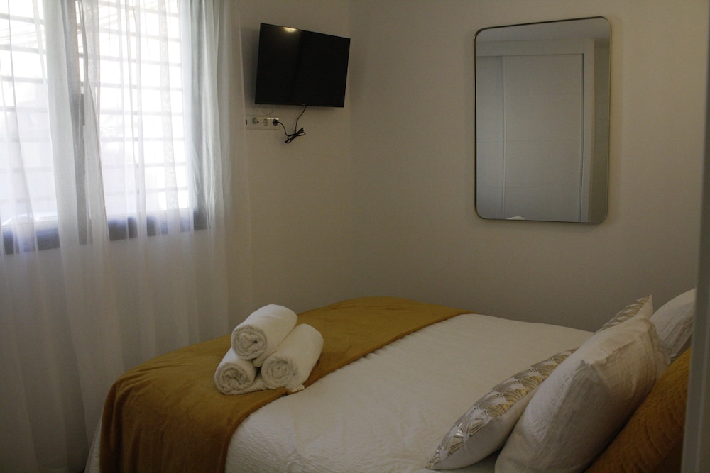 APARTAHOTEL MADRID URBAN SUITES - EDIFICIO EXCLUSIVO - 7 Apartments Boutique Full Equiped