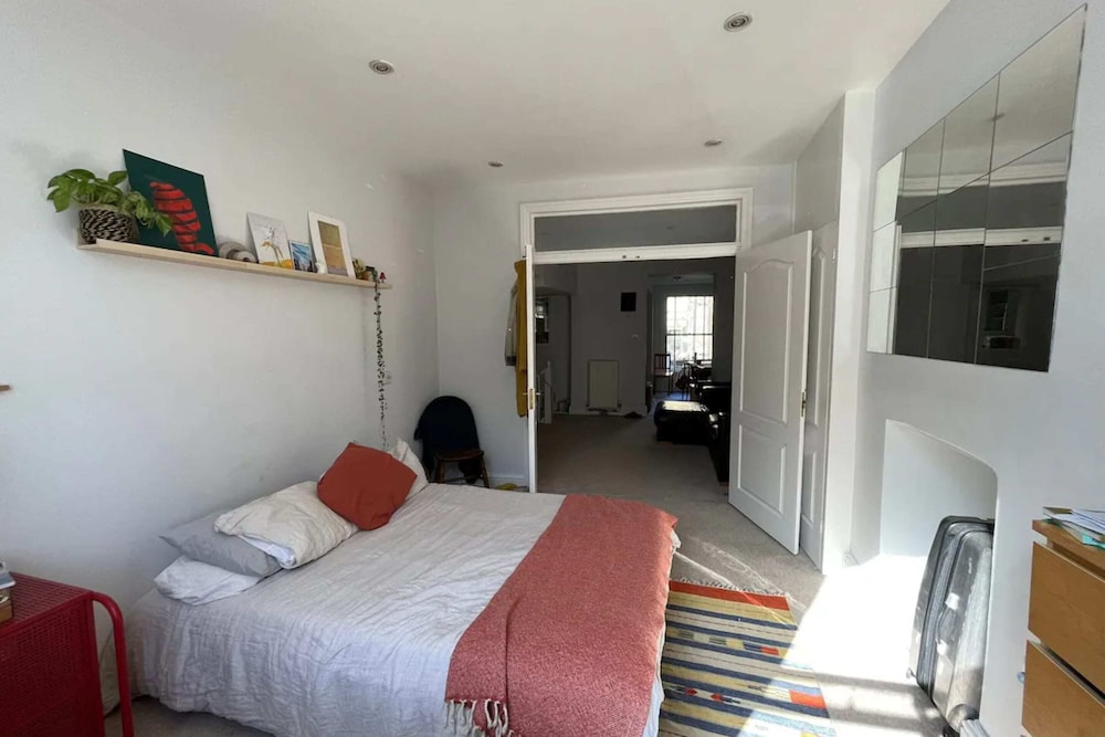 Cosy & Central 3BD Apartment - Kennington