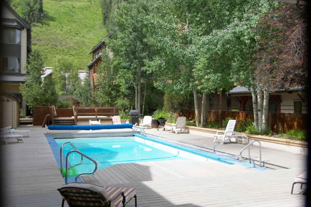 Lulu City 5B by Avantstay Across From Lift 7 10-minute Walk to Downtown