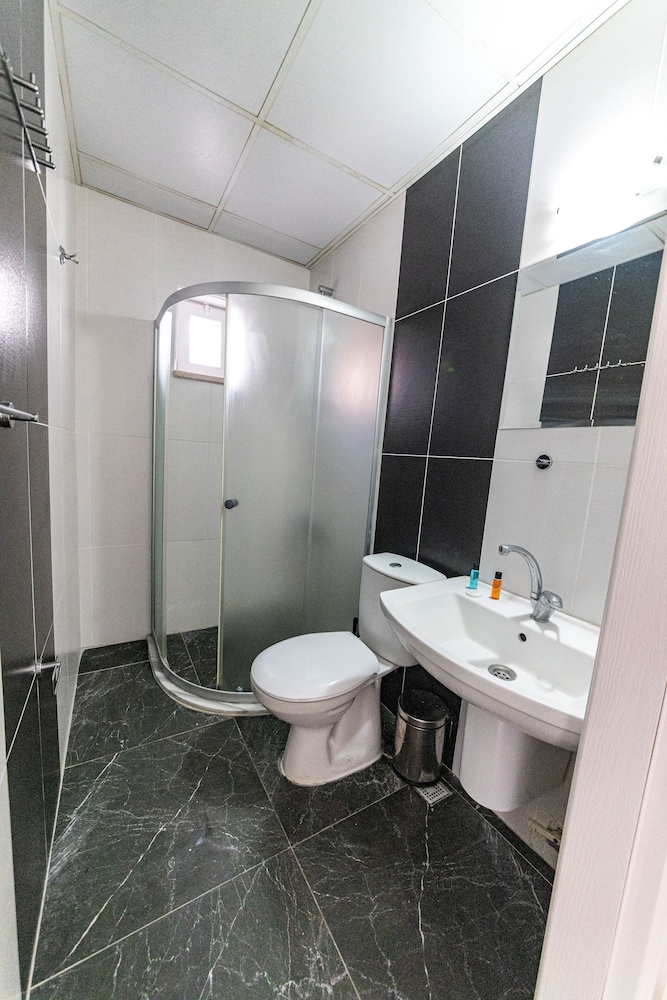 ŞİRİN APARTROOMS