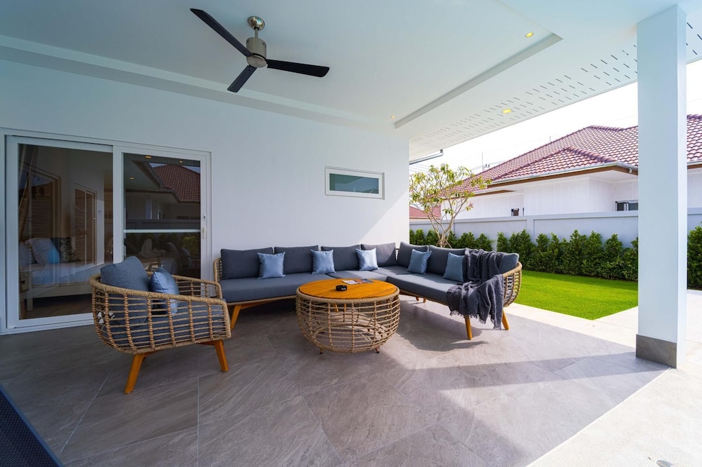 New Private Pool Villa with 3BR MV77