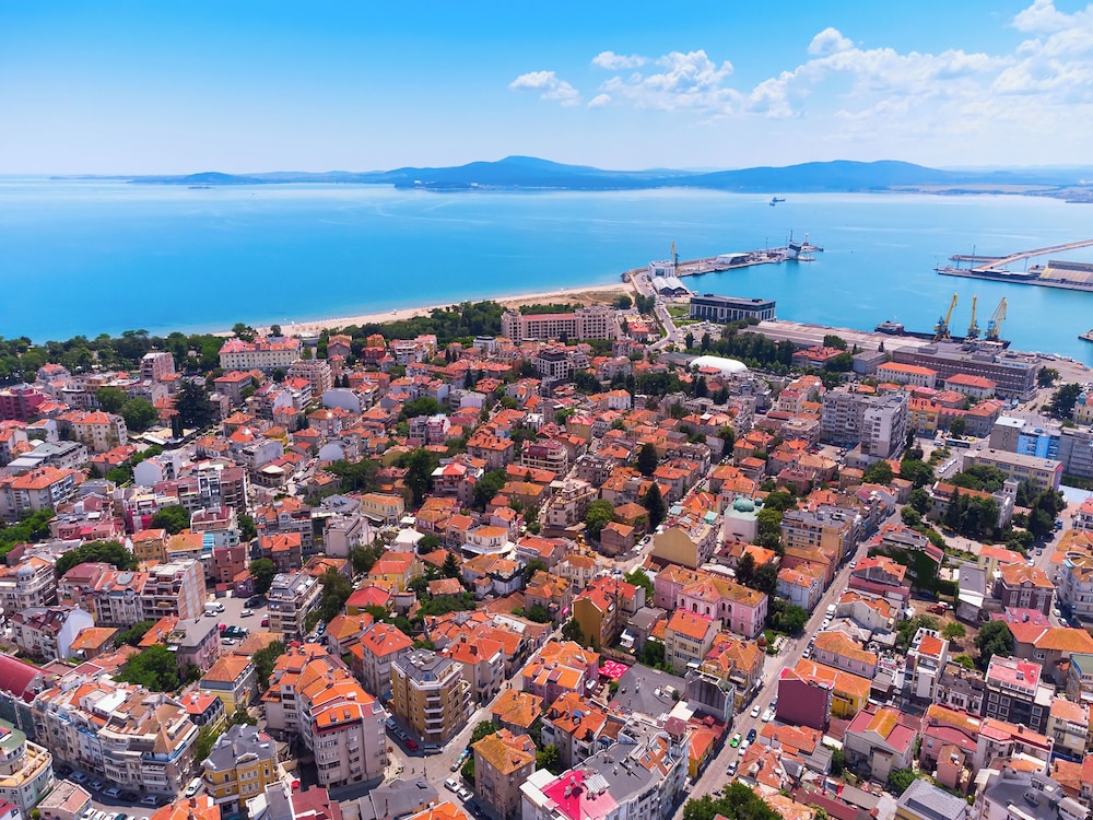 Sanders Solemare - Super Studio With Balcony