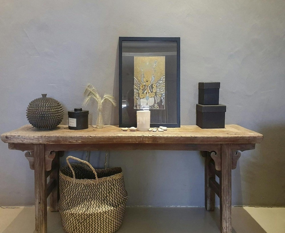 Holiday Home With Wooden-beamed Patio