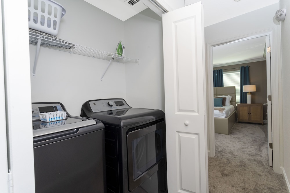 Gorgeous 4 Bd w/ Pool Close to Disney @ Storey Lake 2963 - Image 3