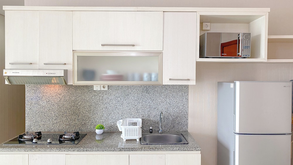 Spacious And Good 3Br At Thamrin Residence Apartment