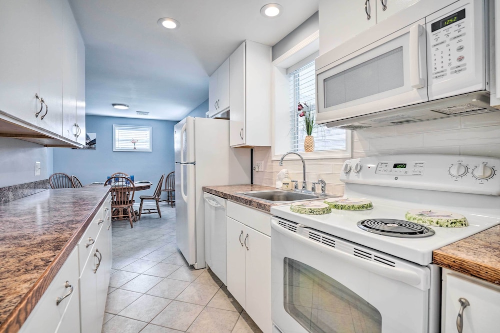 Charming Home With Yard Near Shenandoah River! - Property Image 18