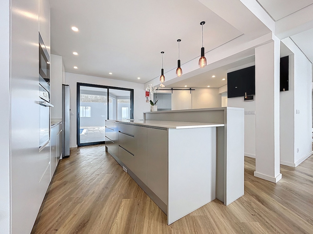 Breeze House 1 by Atlantic Holiday