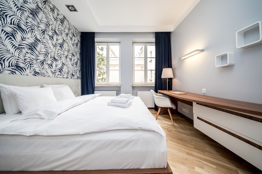 Apt Premium Old Town by Your Freedom view 2