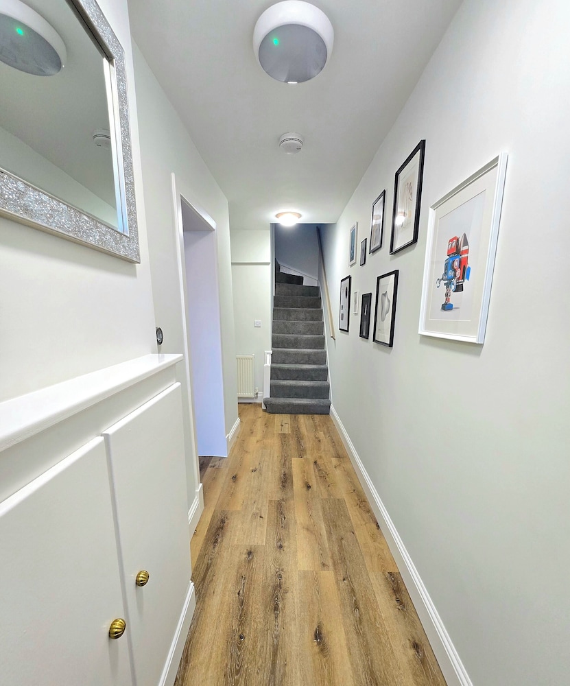 3-Bed Home in Glasgow