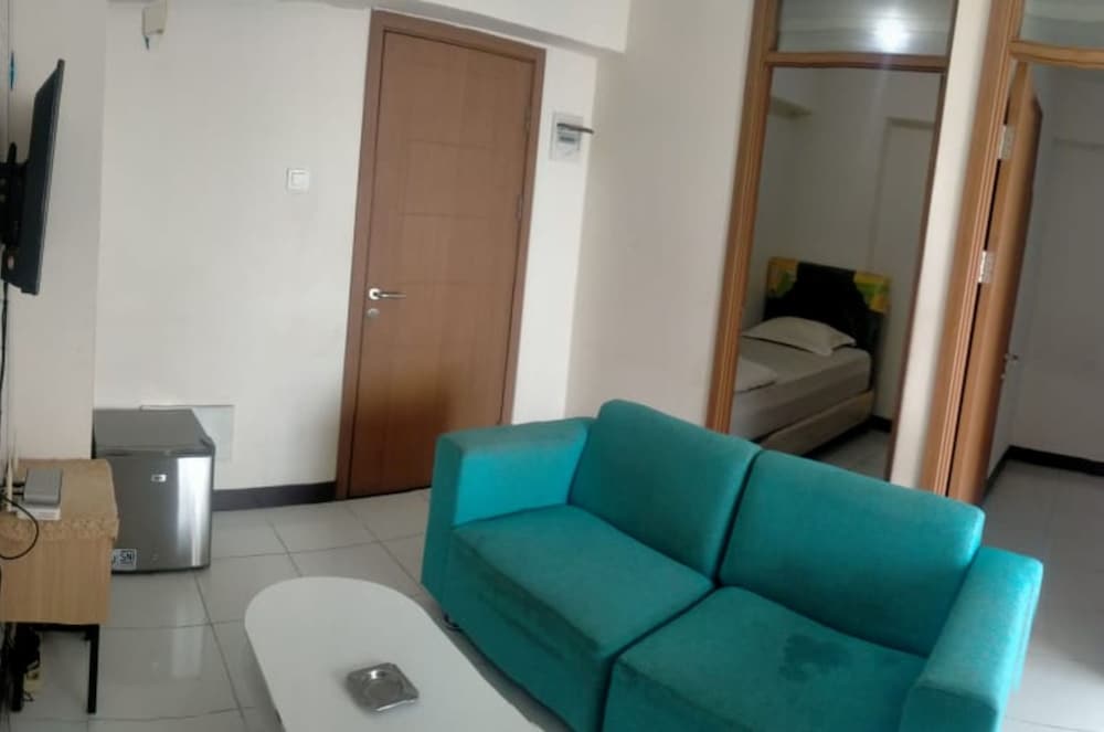 Cinere Resort Apartment By Celebrity Room view 3