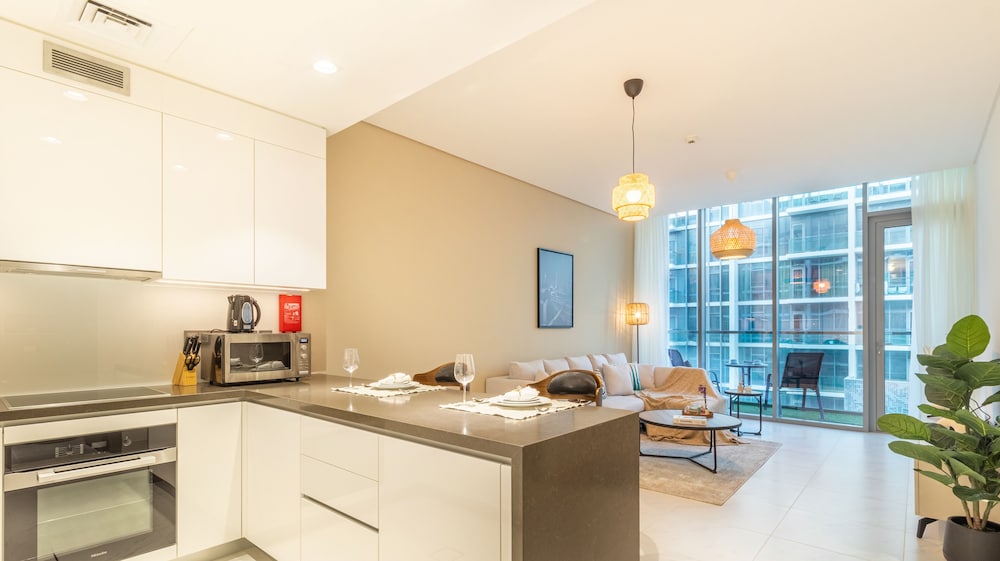 Manzil-1BR Beach & Lagoon Access