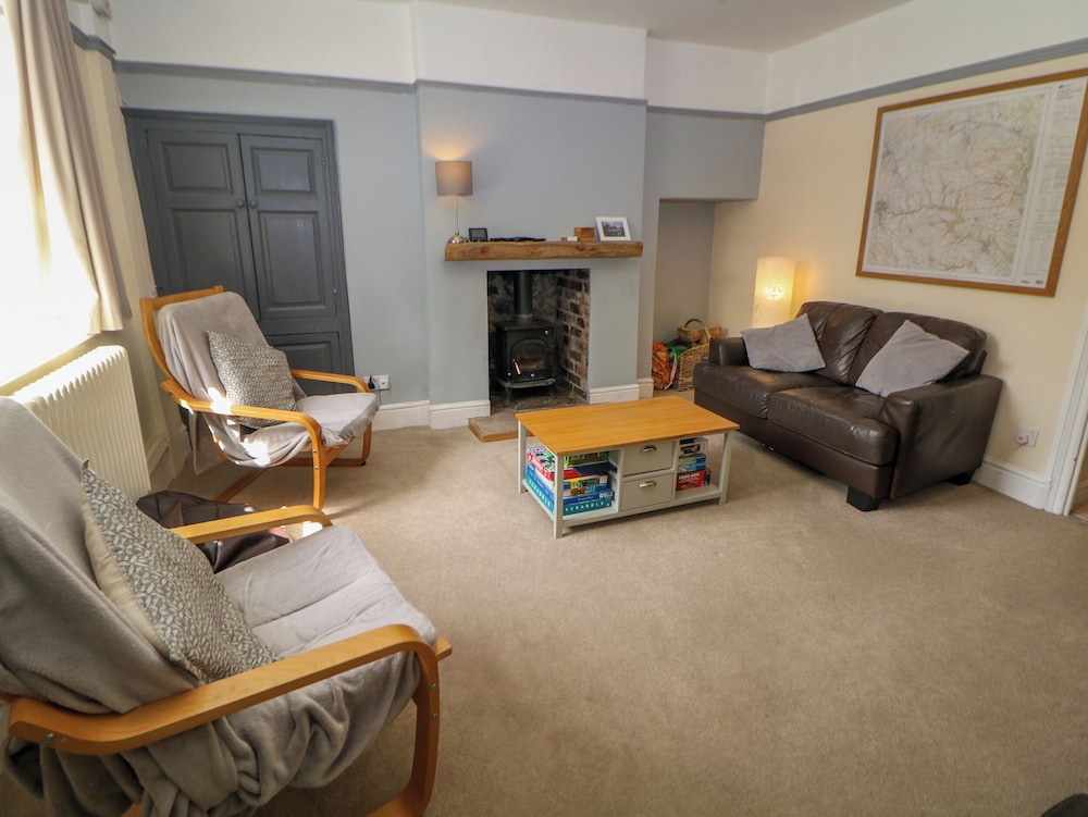 Queen's Cottage