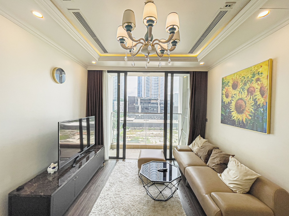 TIL - Vinhomes Skylake Elegance Suites