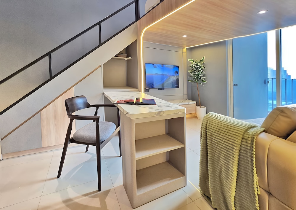 Staysanliving - Kota Kasablanka