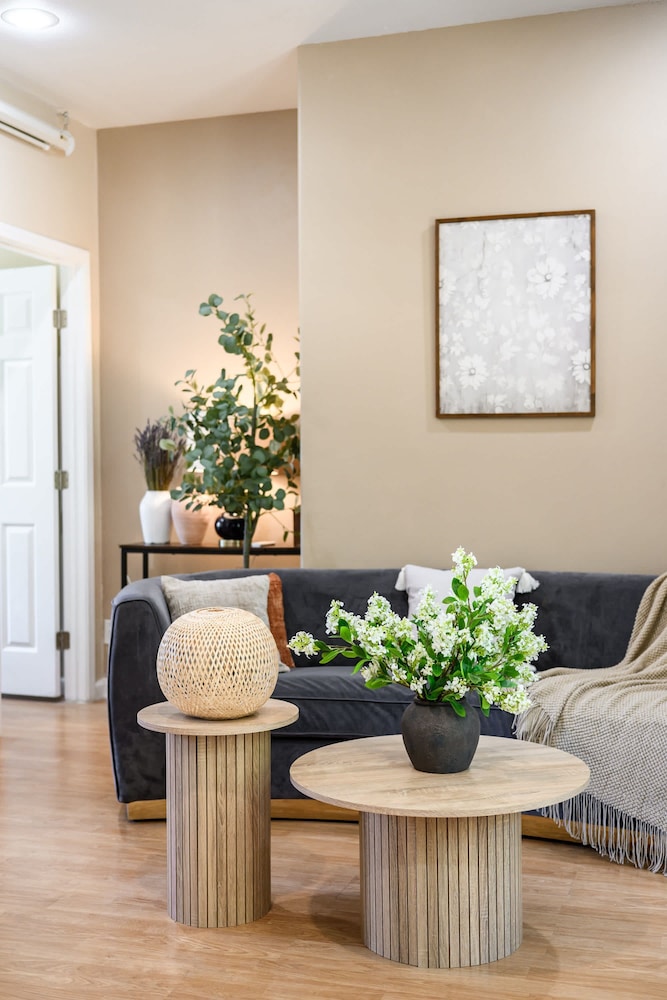 Tranquil Nature Retreat Private Garden Cozy Charm