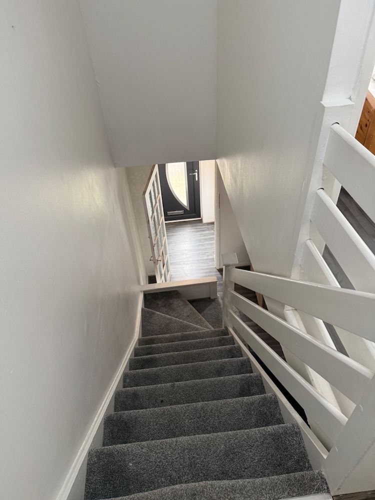 Close London City Airport- Petok - Free Parking