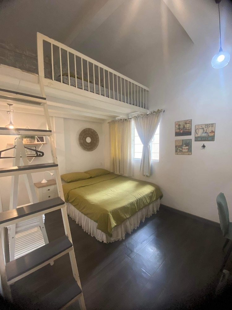 Lily's Hostel
