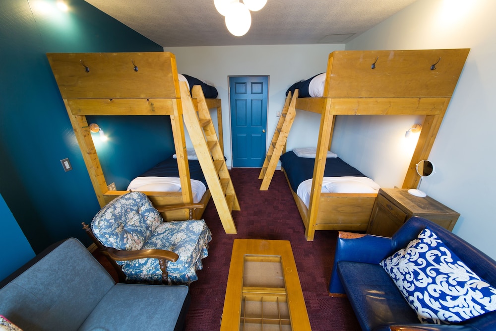 Little Barrel Guest House - Hostel