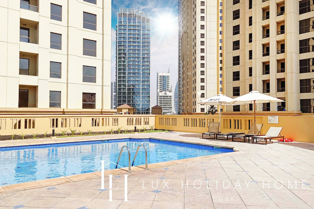LUX The Murjan Sea View Suite 2