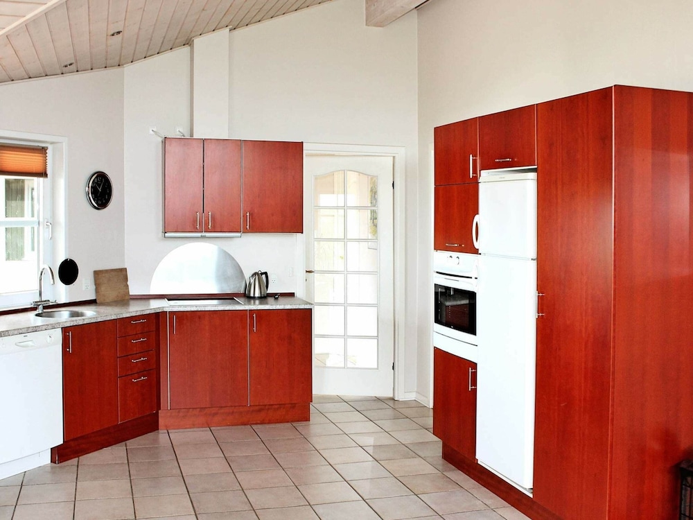 8 Person Holiday Home in Romo view 4