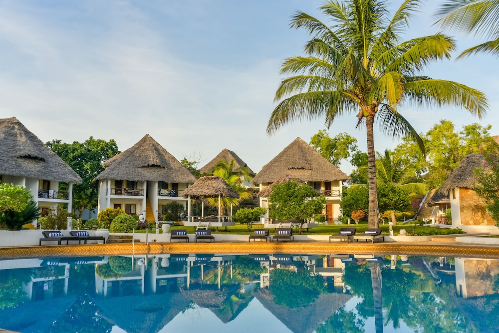 Filao Beach Resort by Sansi