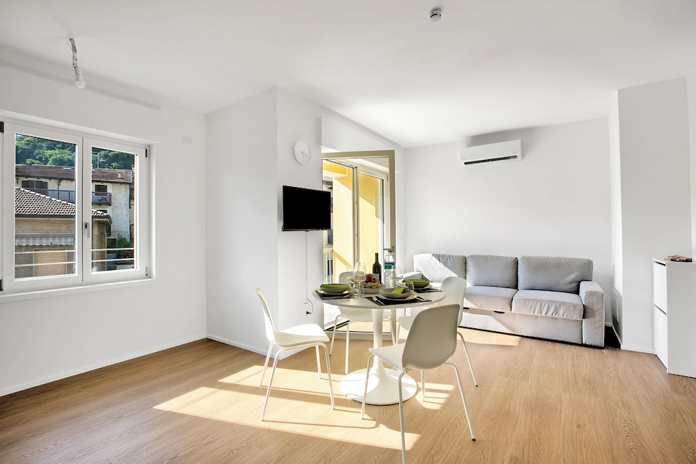 Ulivo and Magnolia Bike & River Apartment