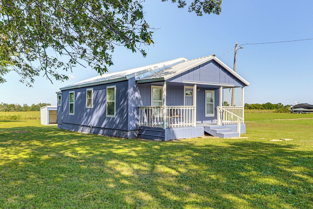 Lake Days, Bbqs & Fireside Nights: Afton Retreat
