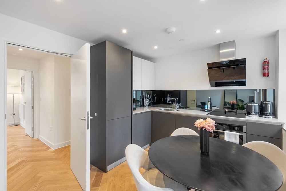 Modern 1 Bedroom Apartment in Fitzrovia