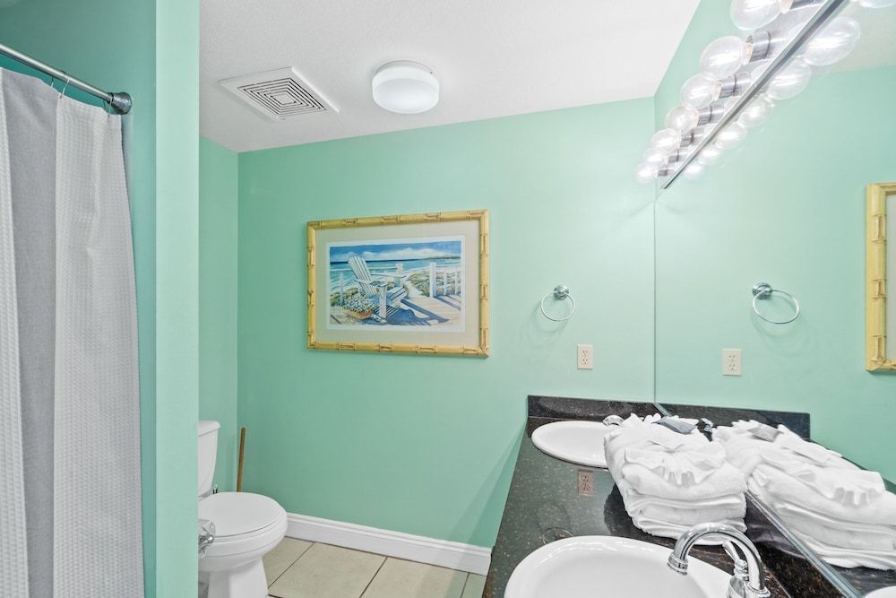 Calypso Beach Resort by Panhandle Getaways