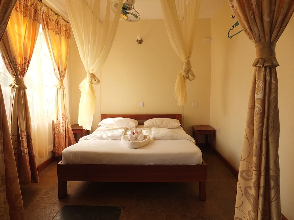 Afrika Lodges - Voi