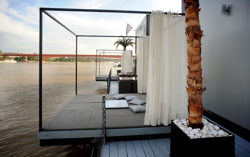 B&B Beo-River