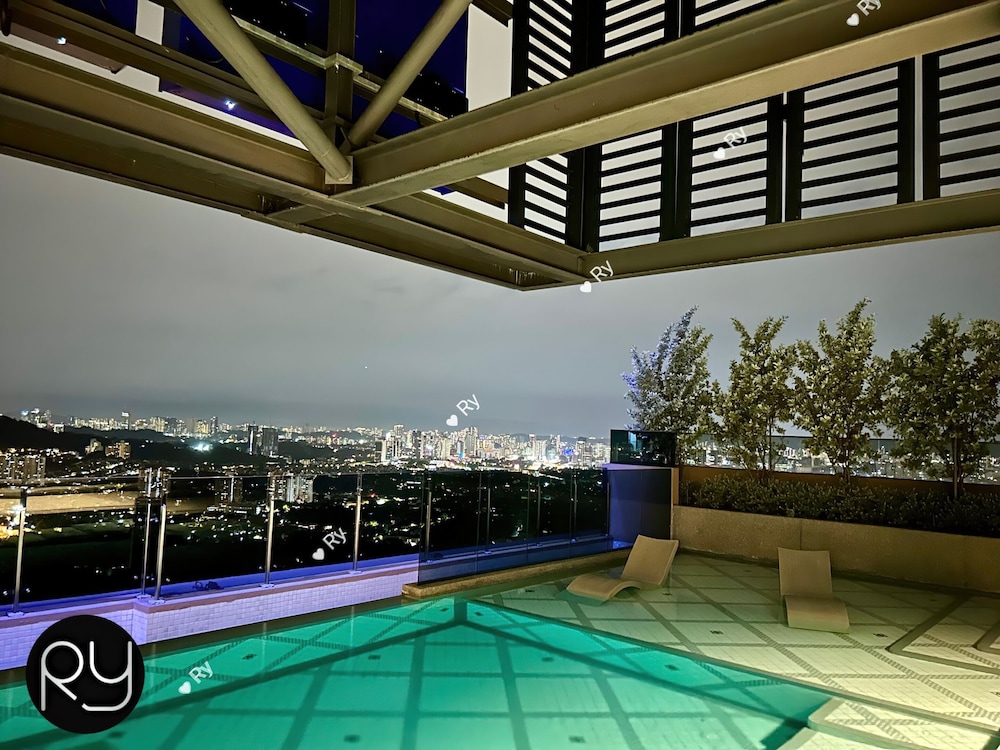 Ciao Mossaz Suites Luxury Apartments