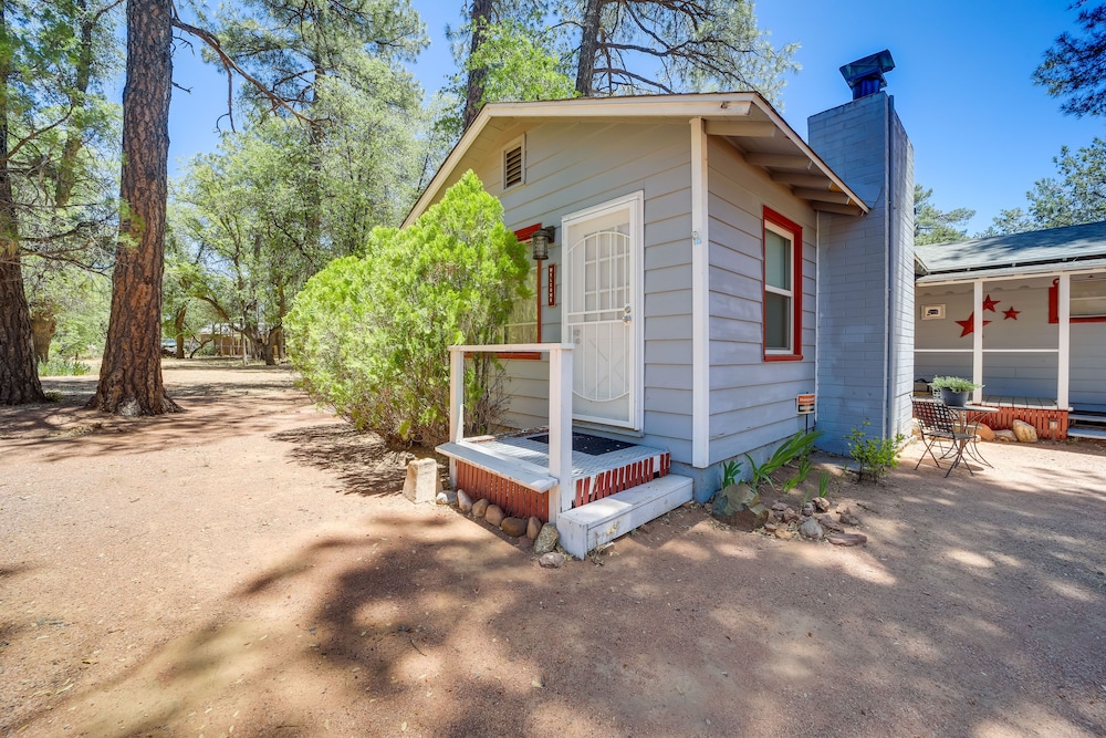 Payson Vacation Rental Cabin w/ Grill + Fire Pit! view 5