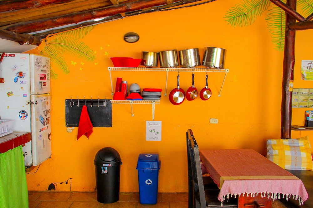 Pura Vida Hostel