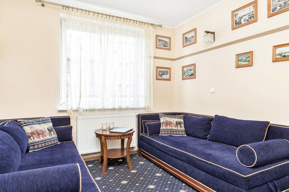 Apartments Swiatowida by Renters view 4