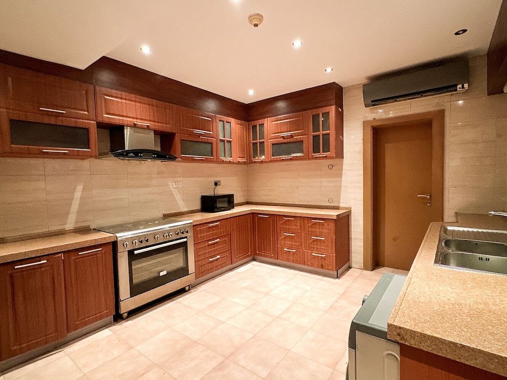 George Residence SDA Court Ikoyi