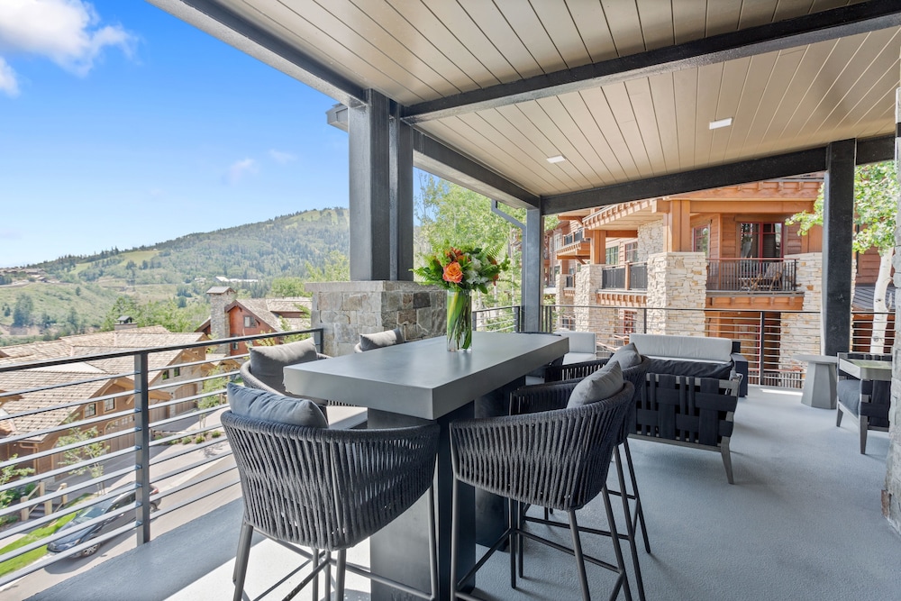 Empire Residences at Deer Valley Resort - Three Bedroom Deluxe Residence #401 3 Condo