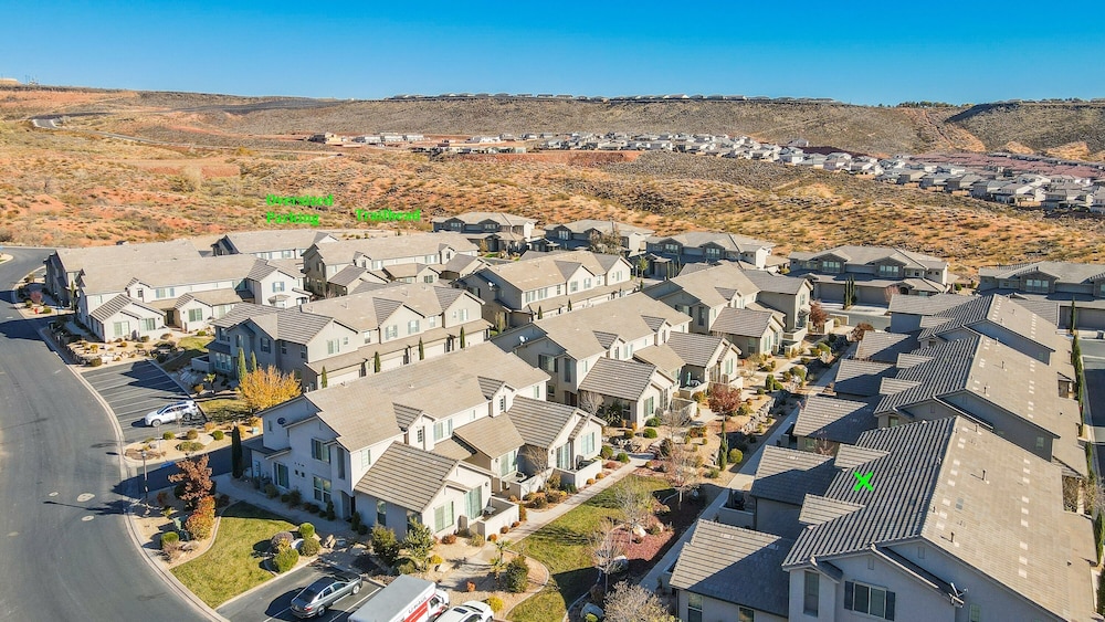 Sand Cove 3 Bedroom Townhouse