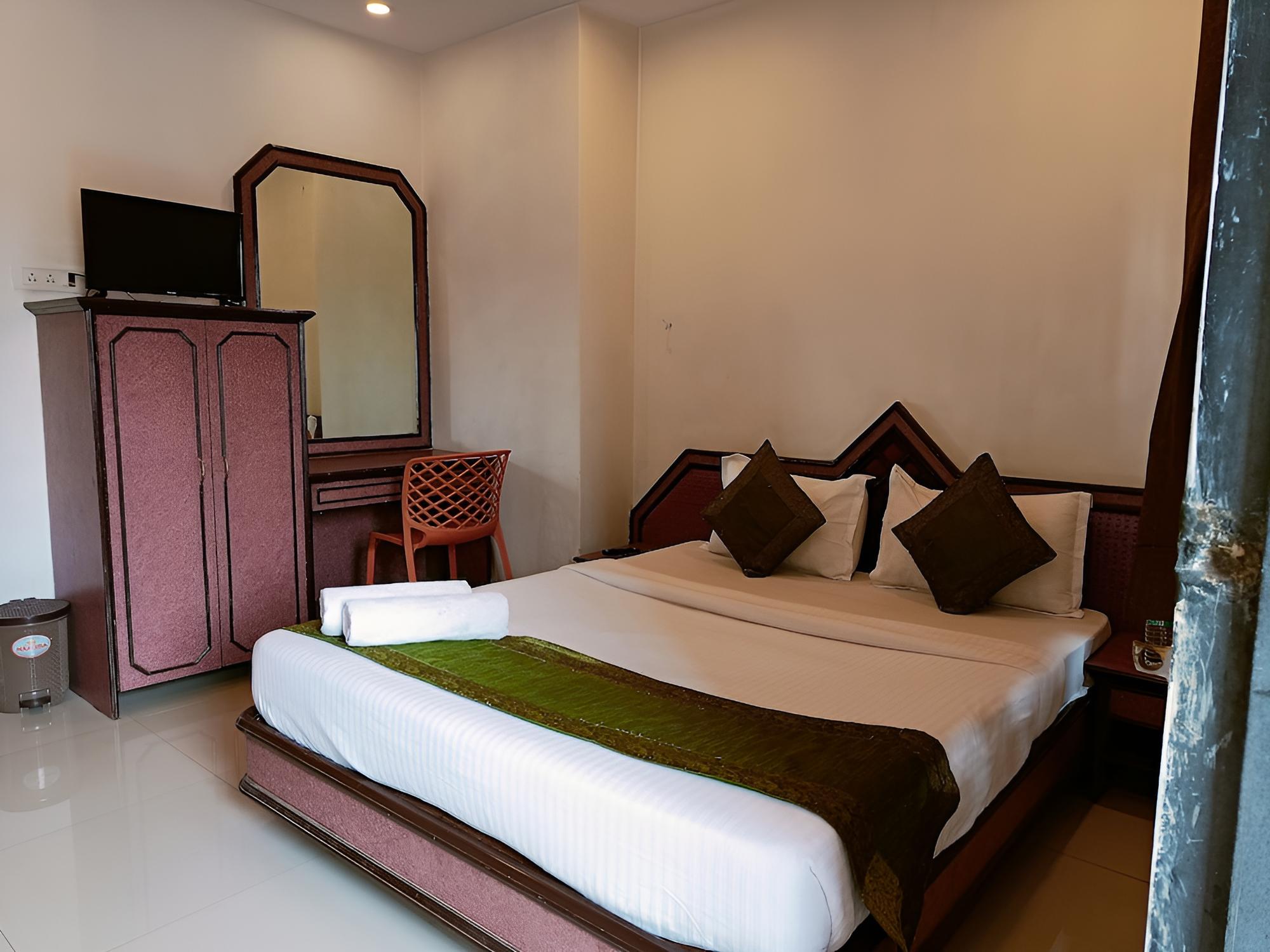 Hotel Jambhale Palace