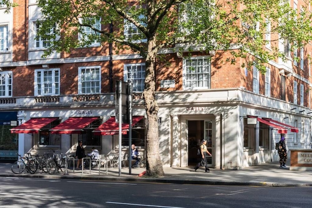 Abingdon Road IV by Onefinestay