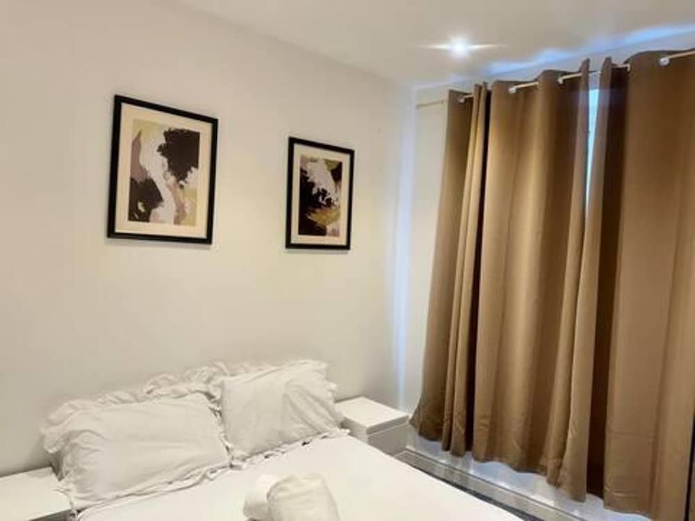Lewisham - Apartment - Sleeps 5 - 93ws