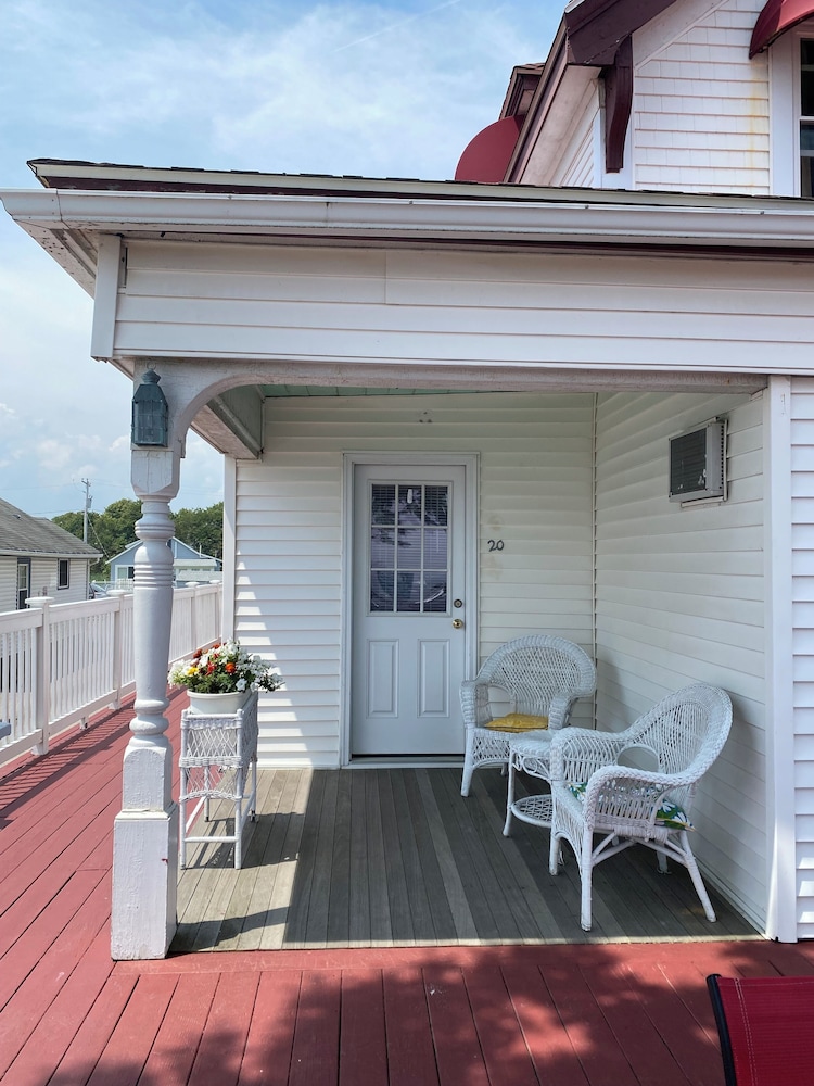 Grand View Motel