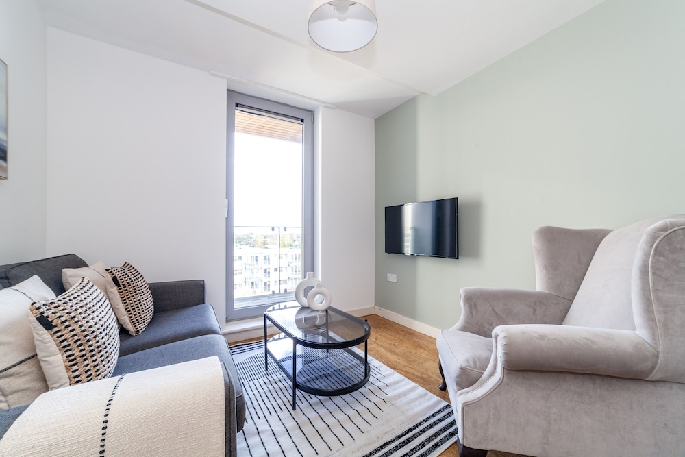 The Stratford Apartments