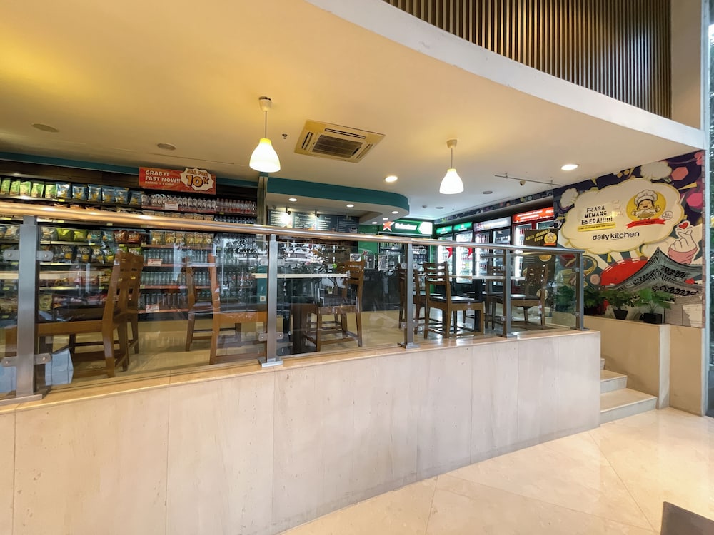 Staycation Jakarta - Ancol Mansion Apt