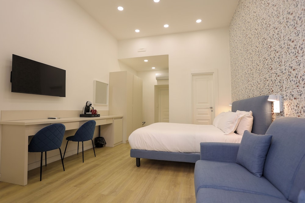 Elysium Relais