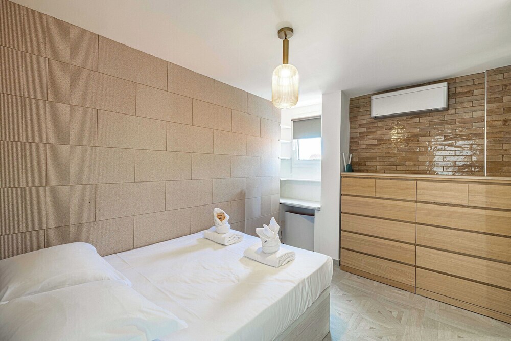 Sublime Appt - 2bd/4p - Terrace sea View - Antibes