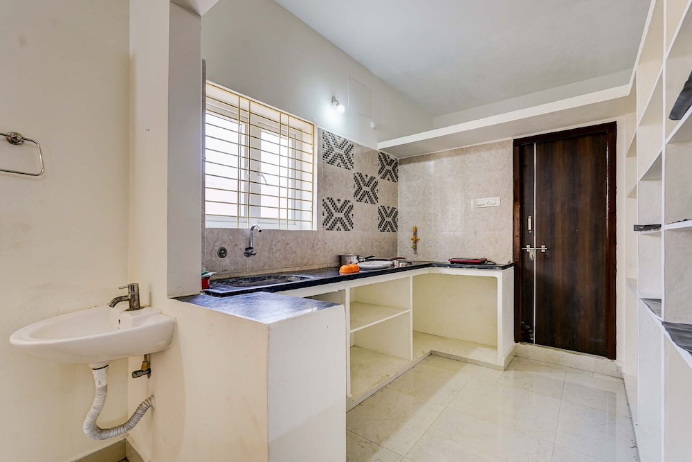 Fabhotel Ak Elite Luxury Homestay