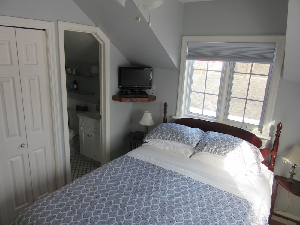 Photo 12