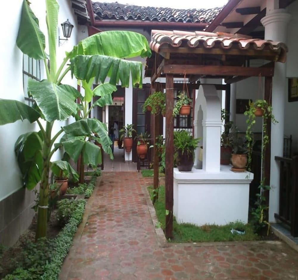 Photo 13