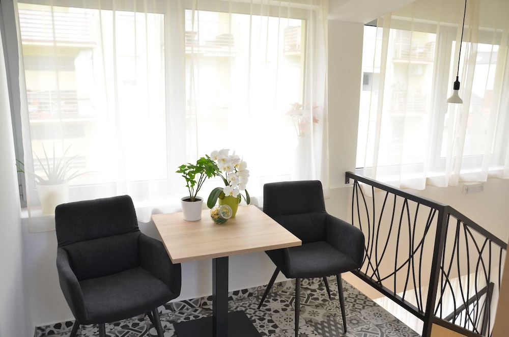 Stylish Apartments With Osijek Near Top Attractions